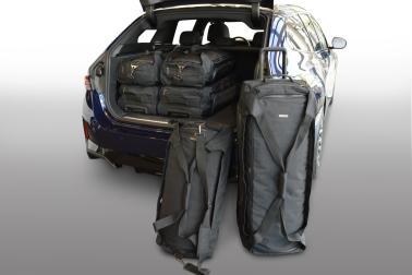 images/productimages/small/b17201sp-bmw-i5-g61-2024-car-bags-1.jpg