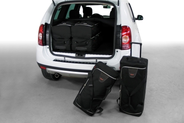 images/productimages/small/d20102s-dacia-duster-10-car-bags-1.jpg