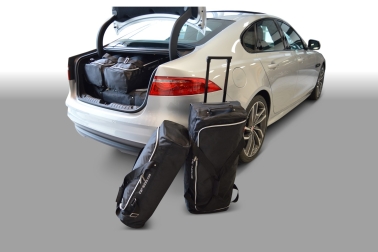 images/productimages/small/j20301s-jaguar-xf-x260-2015-car-bags-1.jpg