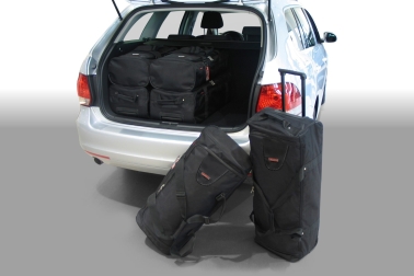 images/productimages/small/v14601s-volkswagen-golf-vi-variant-5k-2009-2013-travel-bag-set-1.jpg